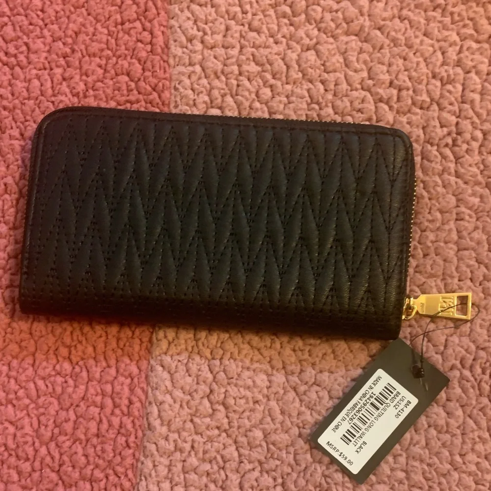 Badgley Mischka wallet - Picture 2 of 4